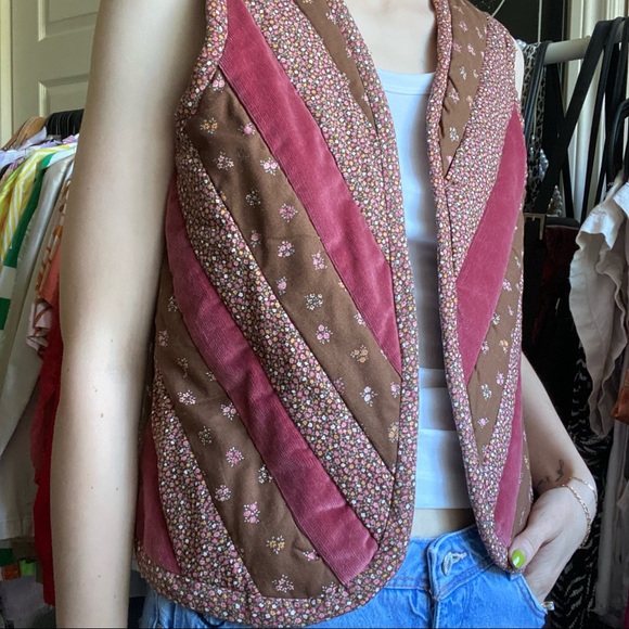 ✨SOLD✨ quilted brown & pink vest - Picture 4 of 8